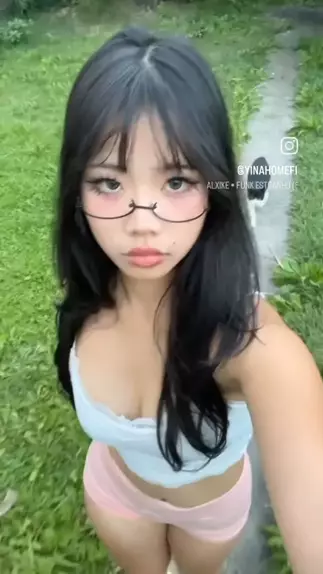 yinahomefi nude & yinahomefi desnudaDiscover