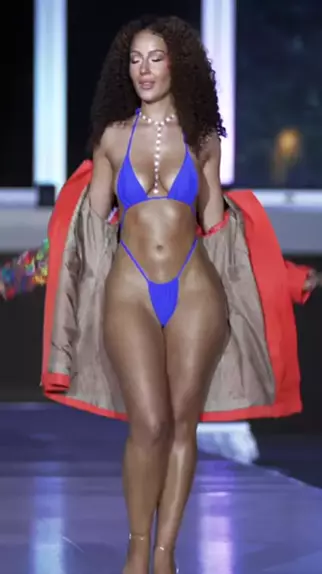 queen keiland naked