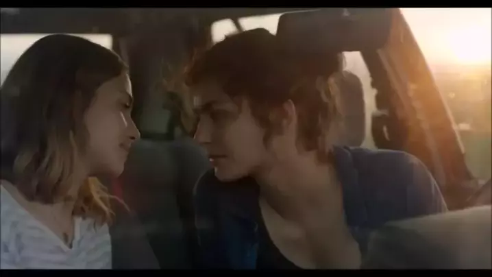 real zee twins rare lesbian