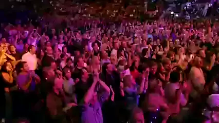 ella purnell shower scene