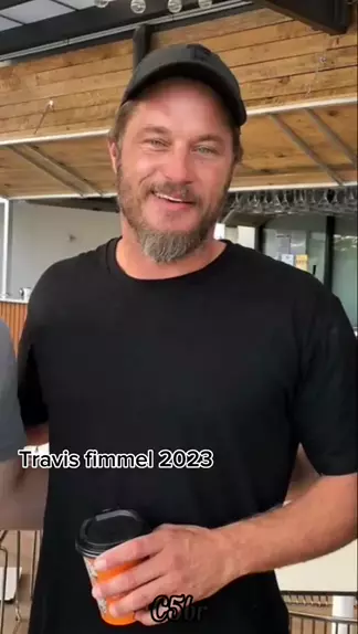 travis fimmel casado 2023